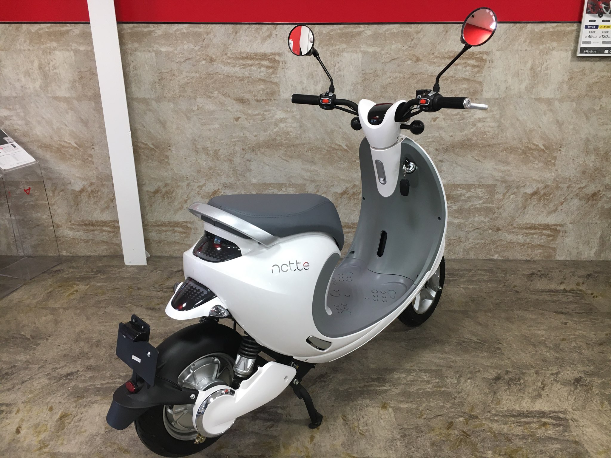 ♪ 電動バイク　リチウムイオンバッテリー　XEAM notte 専用品　通電確認済み　中古　現状品/郵送可 ♪　2/2 ご成約済み】リファービッシュ車両 notte V2 2018年 パールホワイト